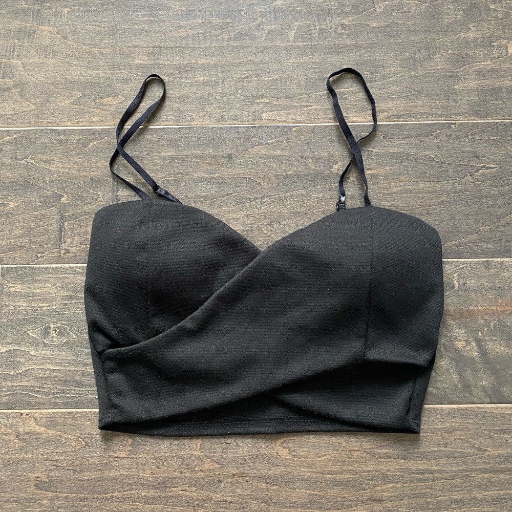 Tobi Crossover Crop Top